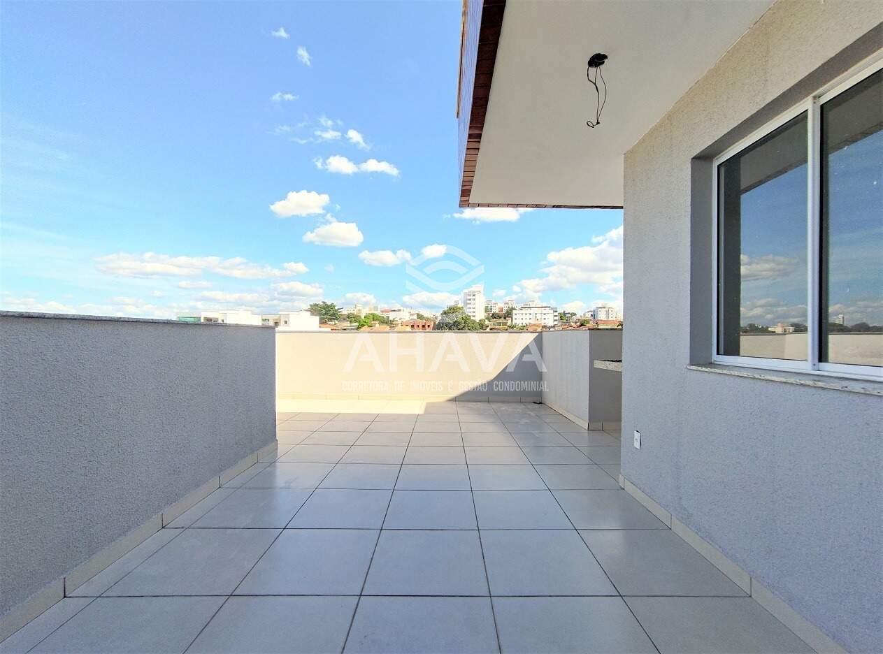 Cobertura à venda no Santa Mônica: ÁREA EXTERNA