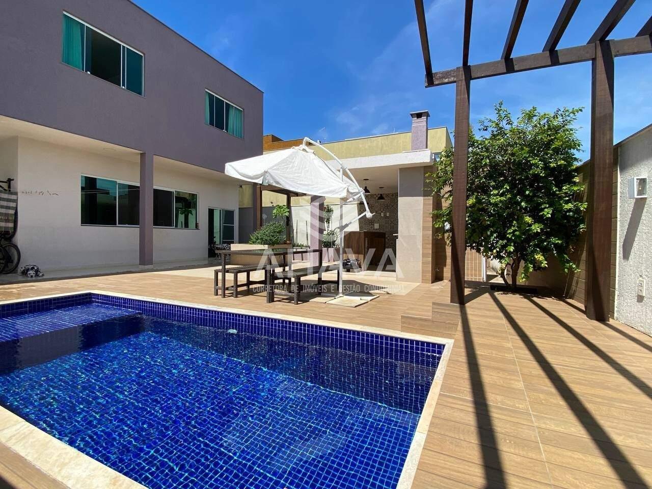 Casa em condomínio à venda no Gran Park: 