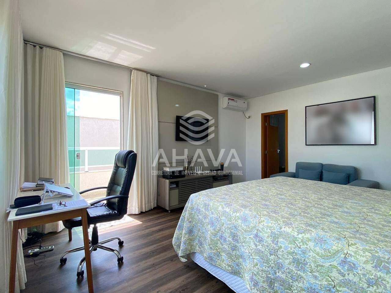 Casa em condomínio à venda no Gran Park: 