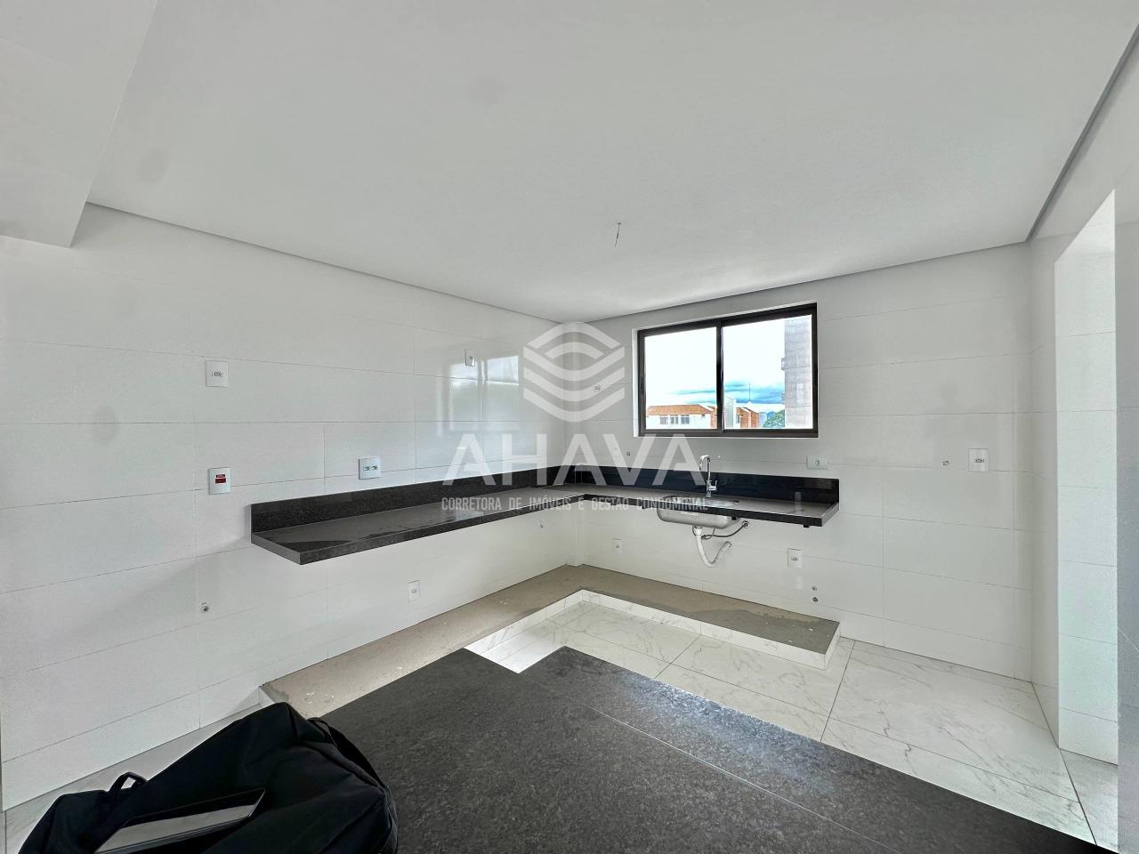 Cobertura à venda no Santa Rosa: 