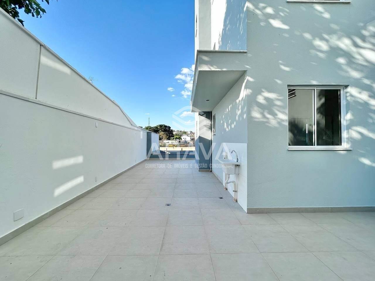 Área privativa à venda no Santa Mônica: Área Externa