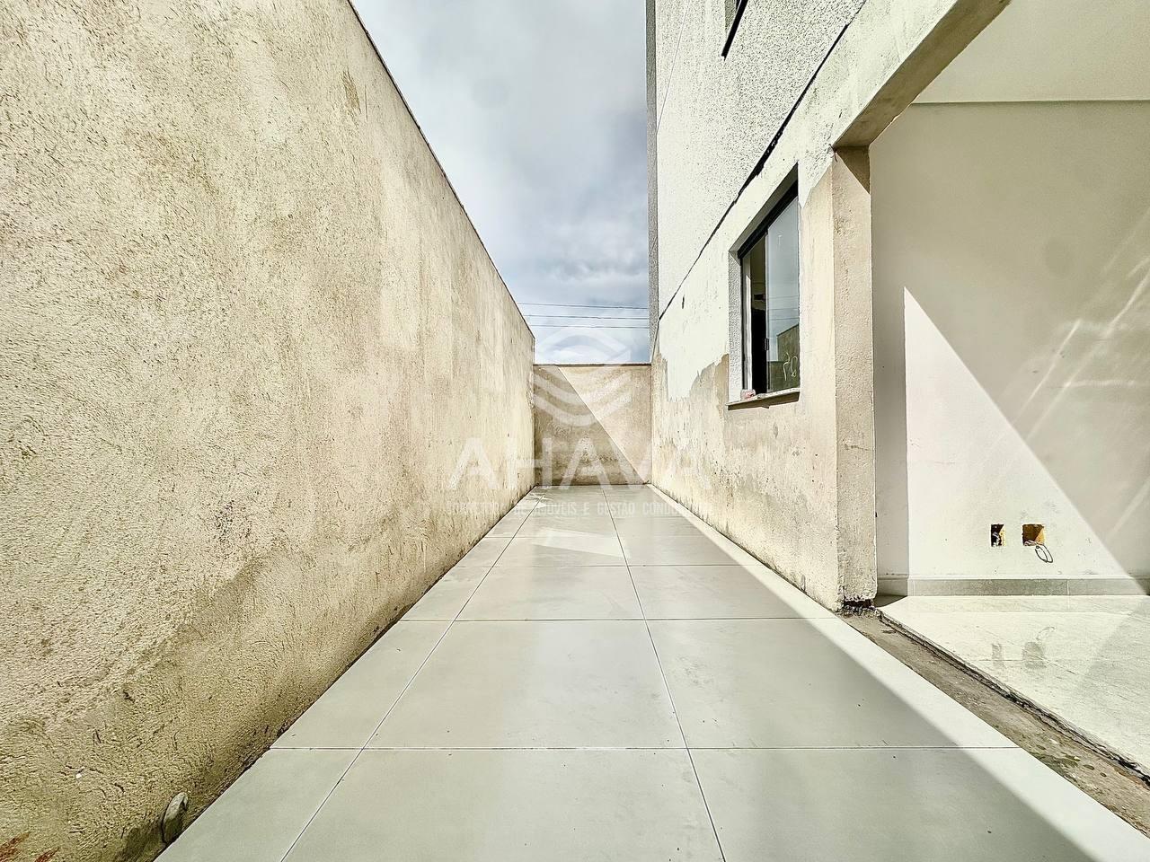 Apartamento com área privativa à venda no Santa Mônica: 