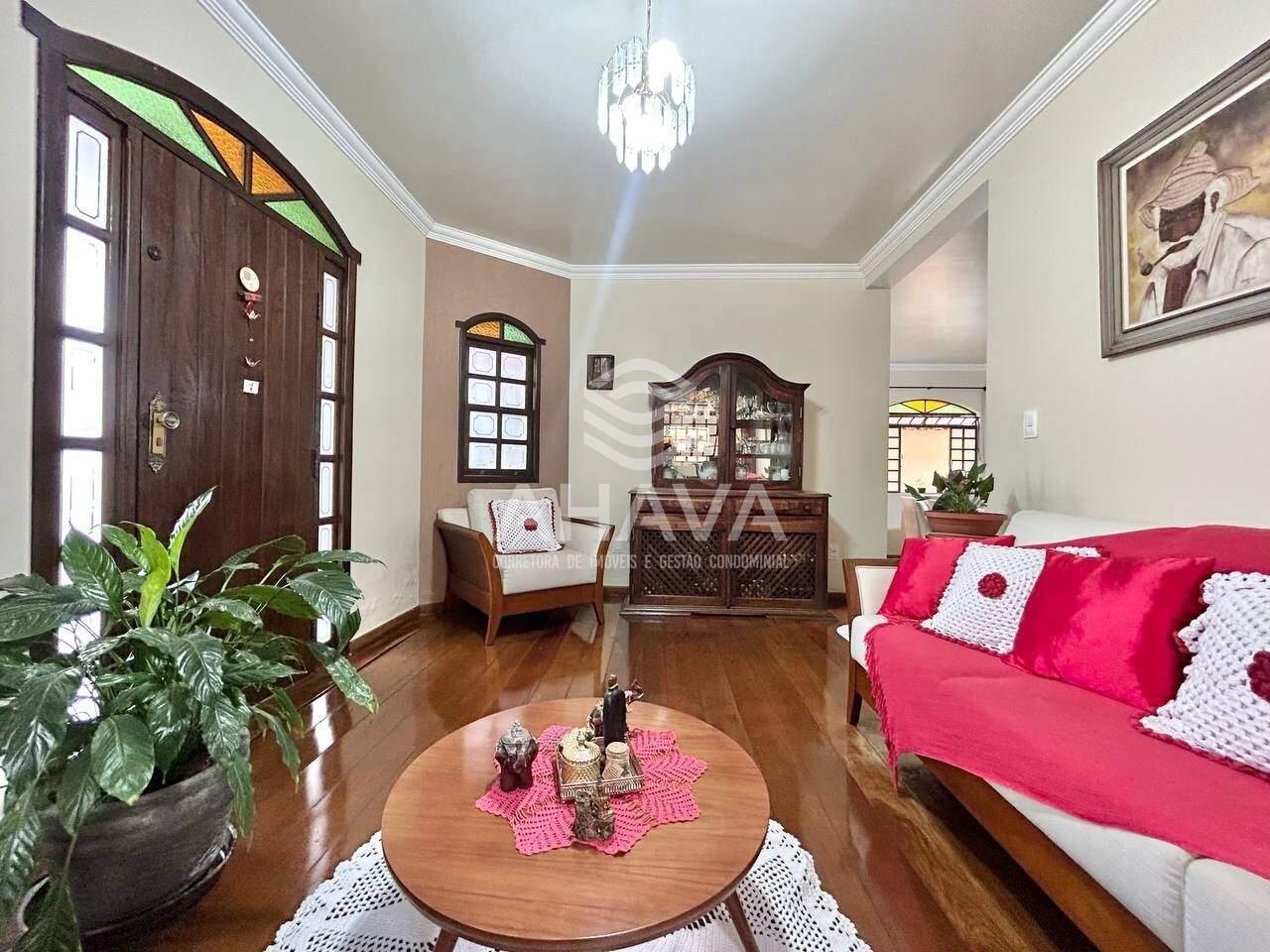 Casa à venda no Santa Amélia: Sala de Estar
