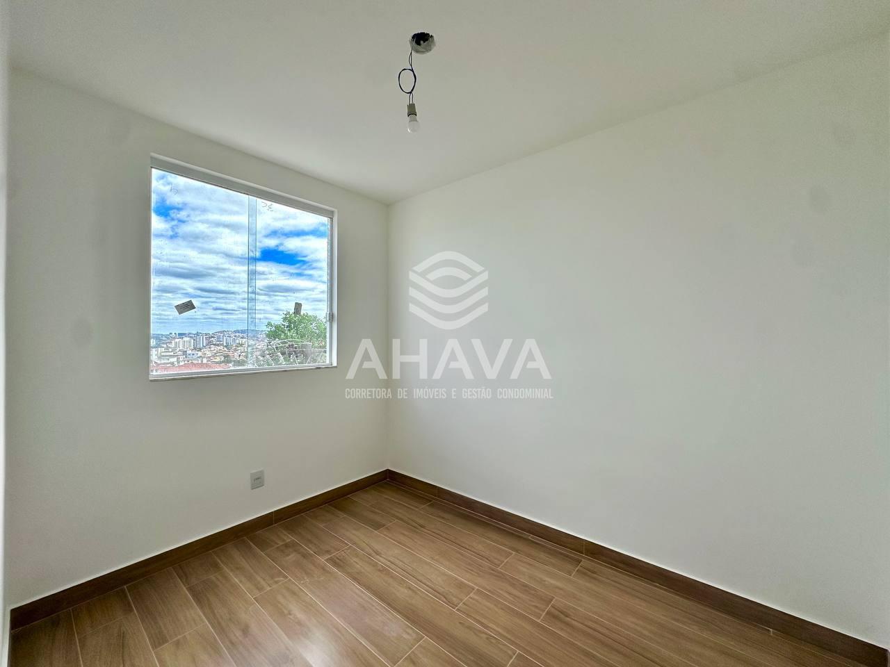 Cobertura à venda no Heliópolis: 