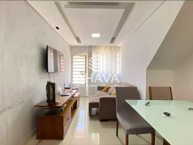 Casa geminada à venda no Candelária: 