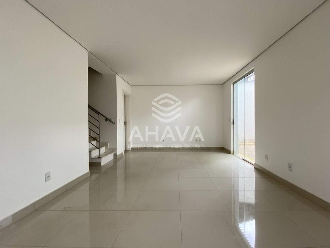 Casa em condomínio à venda no Santa Mônica: 