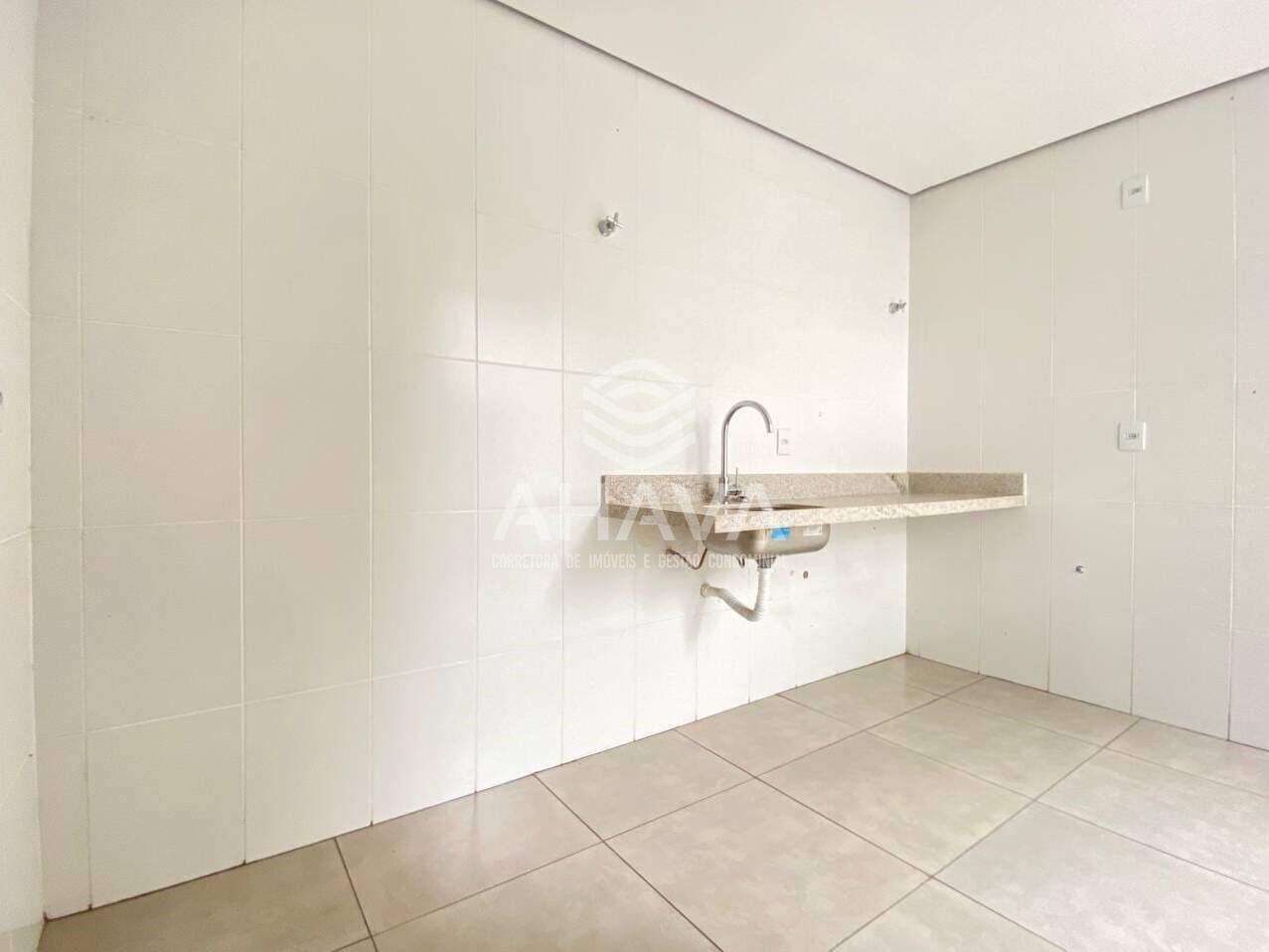 Casa em condomínio à venda no Santa Mônica: 