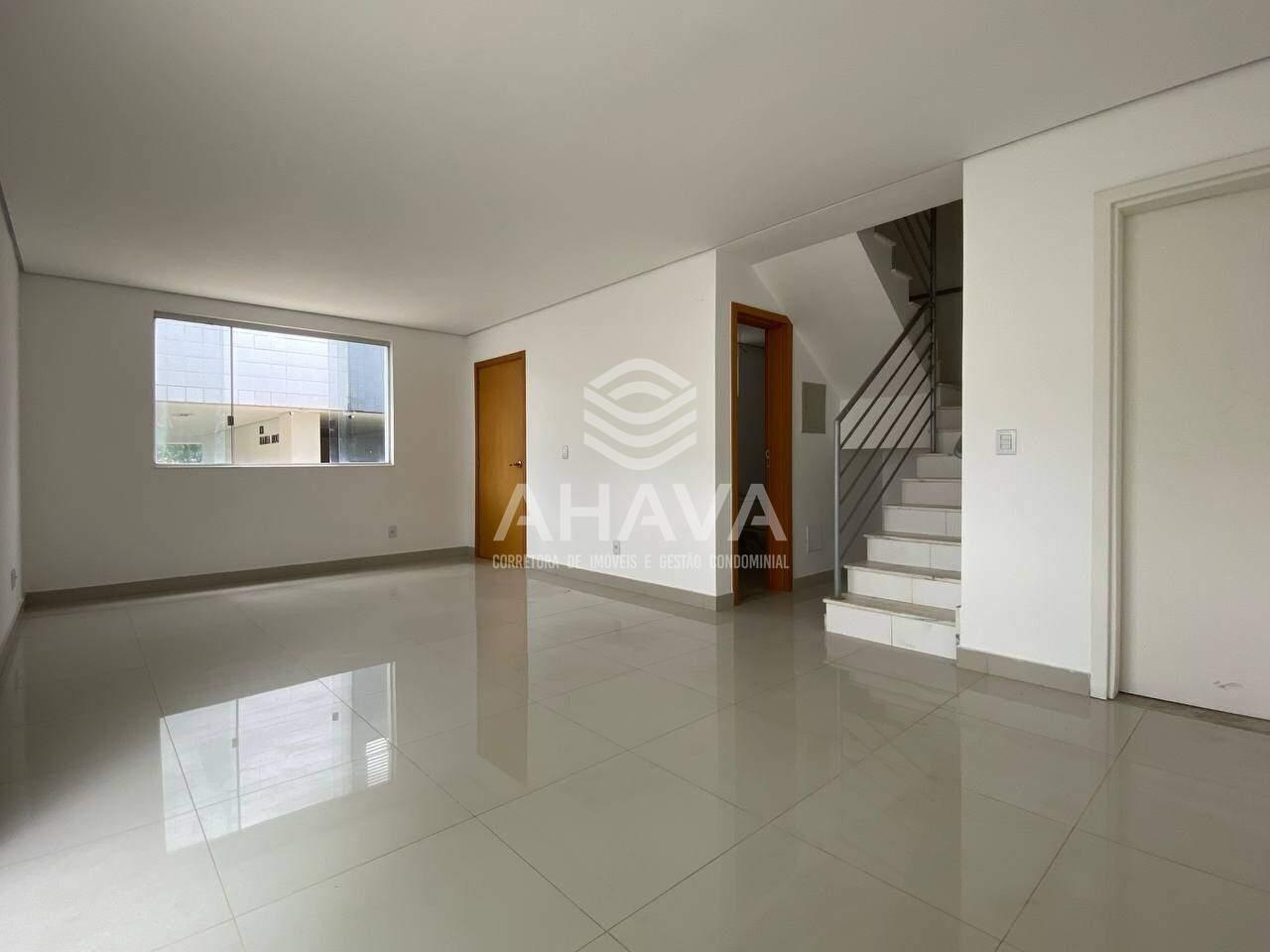 Casa em condomínio à venda no Santa Mônica: 