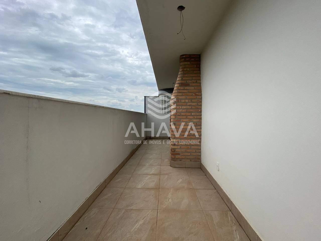 Cobertura à venda no Santa Mônica: 