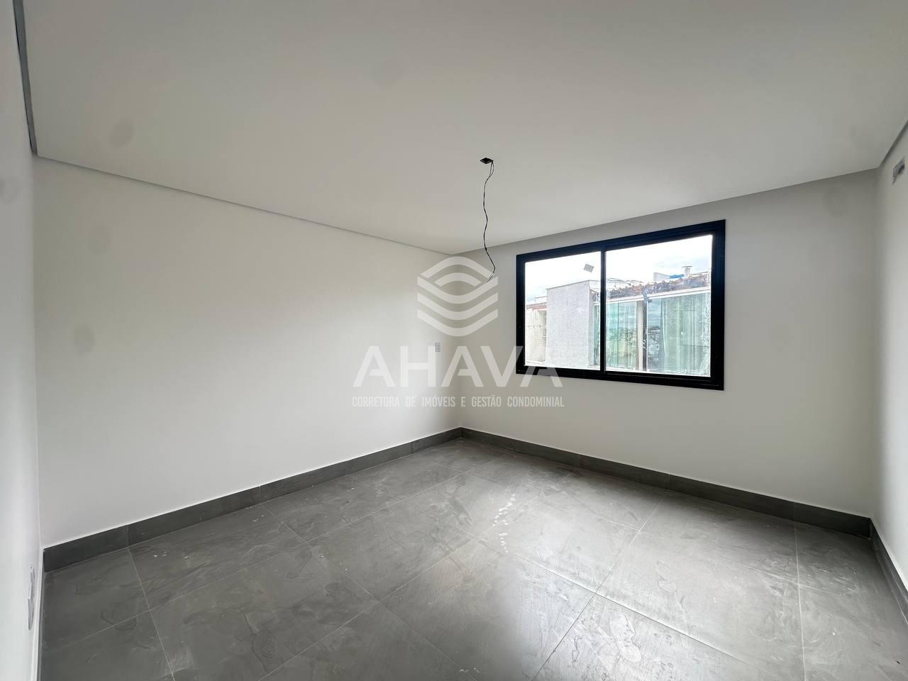 Cobertura à venda no Santa Amélia: 