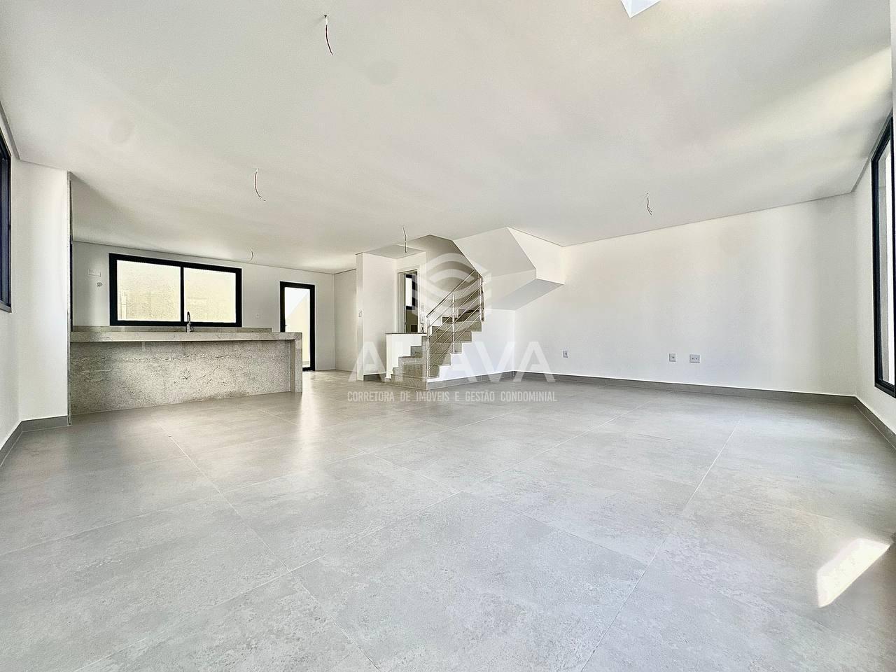 Casa à venda no Planalto: 