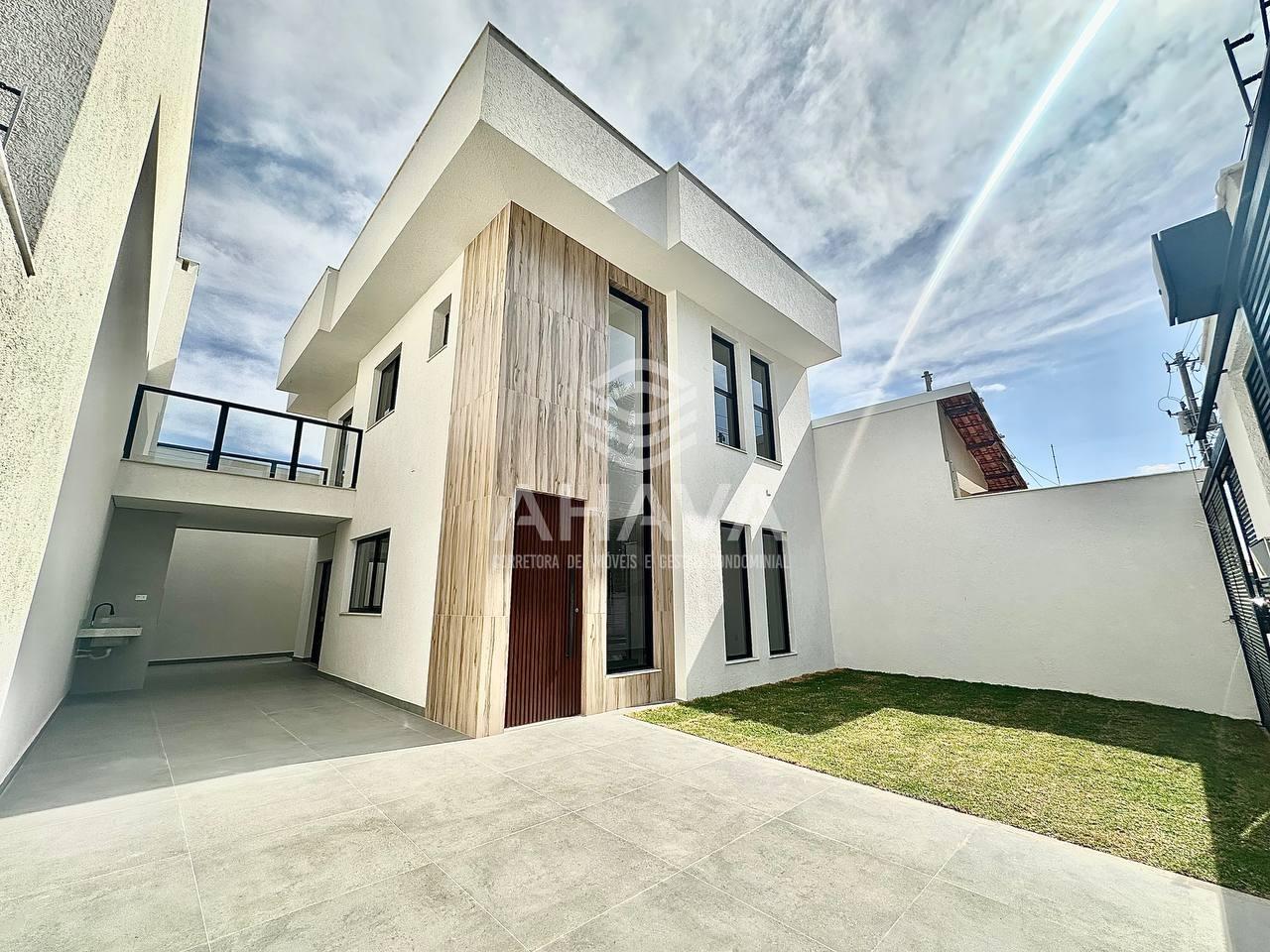 Casa à venda no Planalto: 