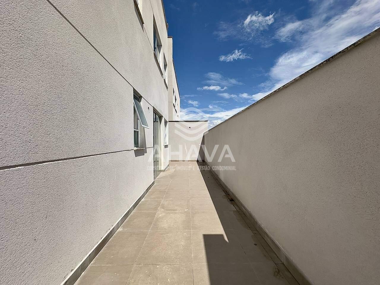 Apartamento com área privativa à venda no Santa Mônica: 