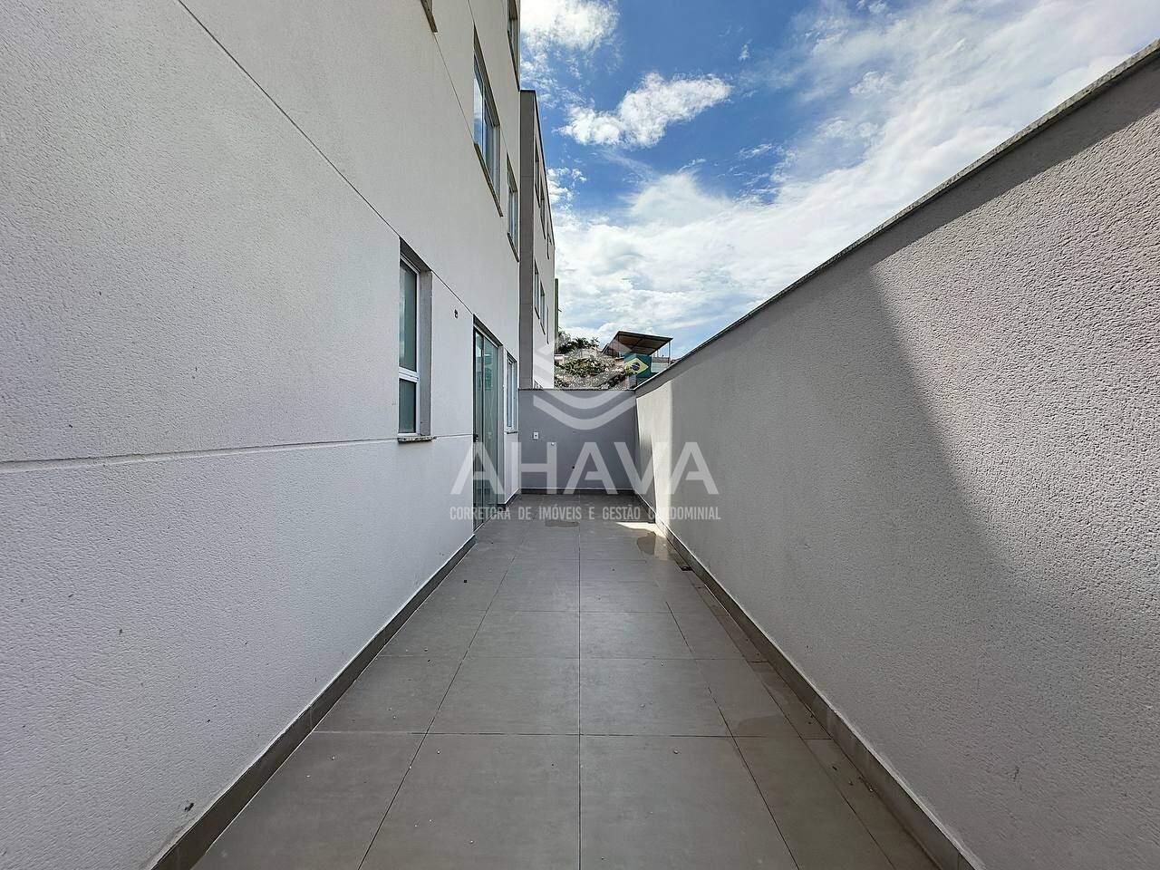 Apartamento com área privativa à venda no Santa Mônica: 