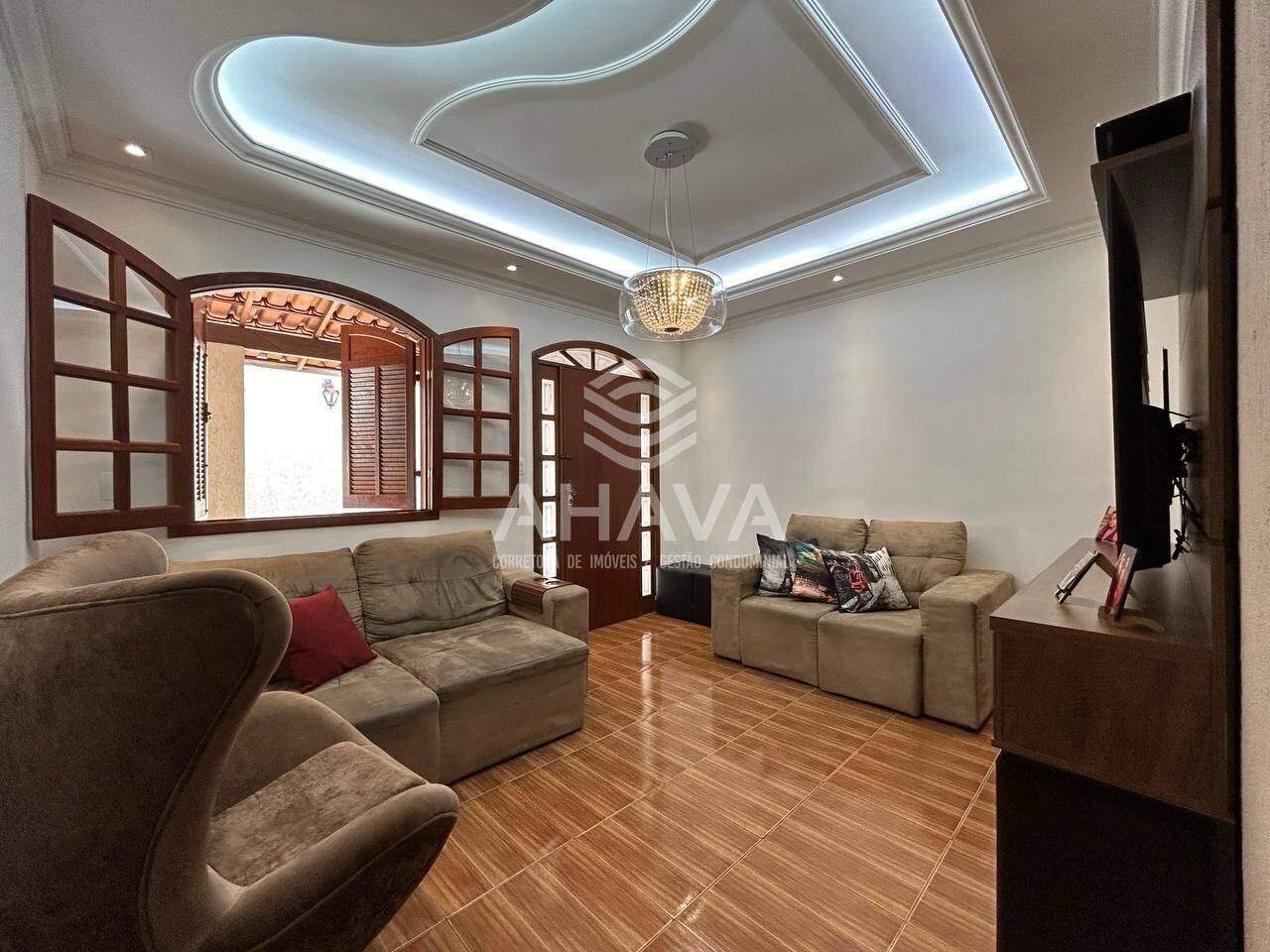 Casa à venda no Itapoã: 