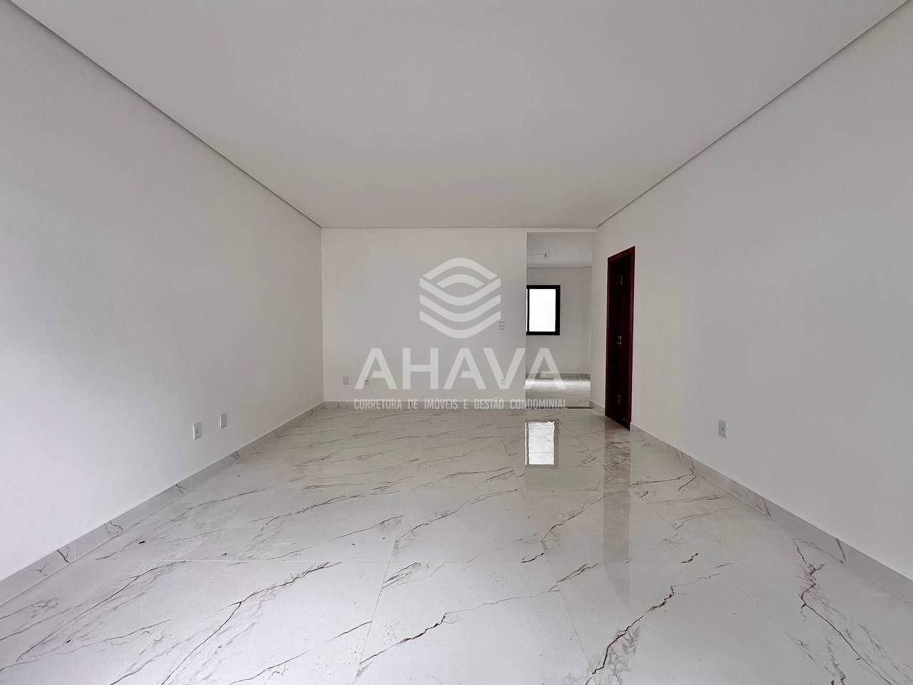 Casa à venda no Trevo: 