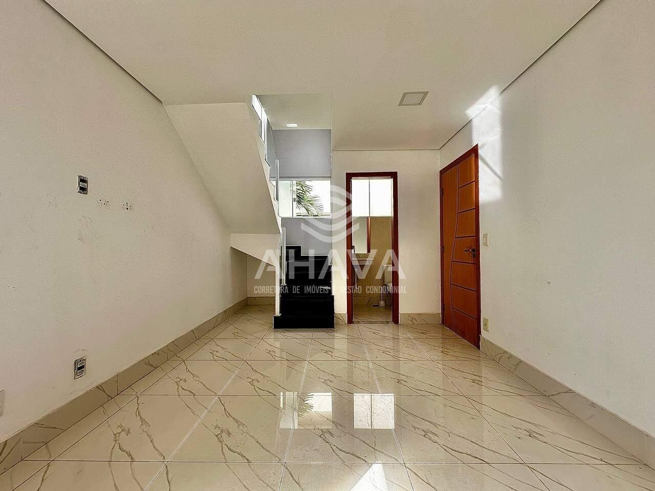 Casa em condomínio à venda no Itapoã: 