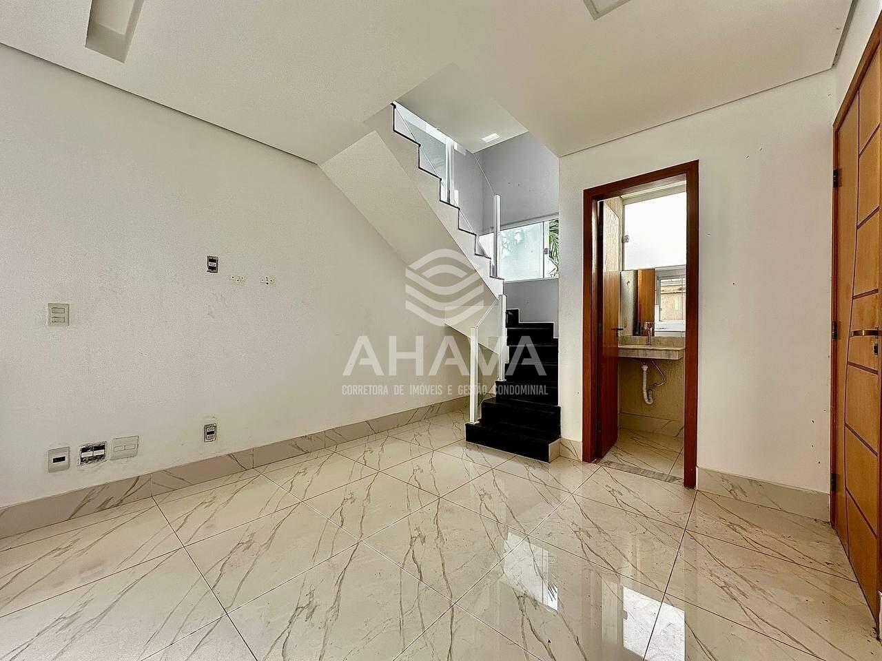 Casa em condomínio à venda no Itapoã: 