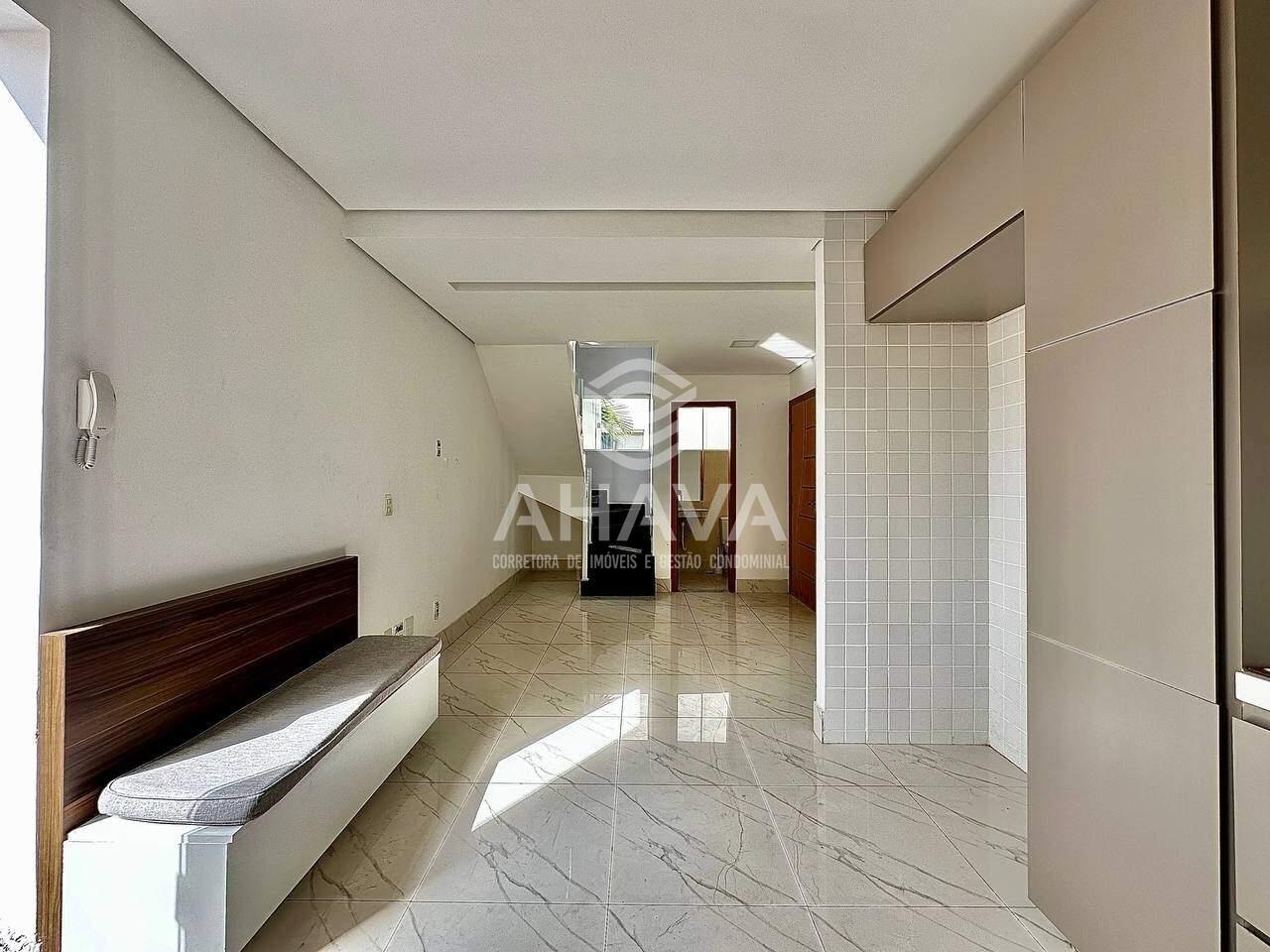 Casa em condomínio à venda no Itapoã: 