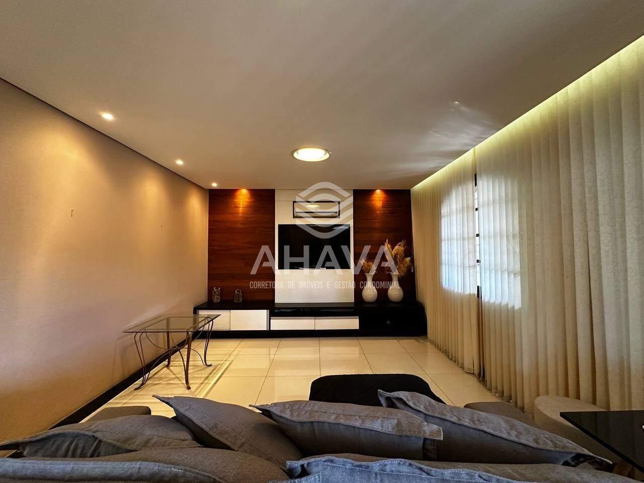 Casa à venda no Santa Mônica: 