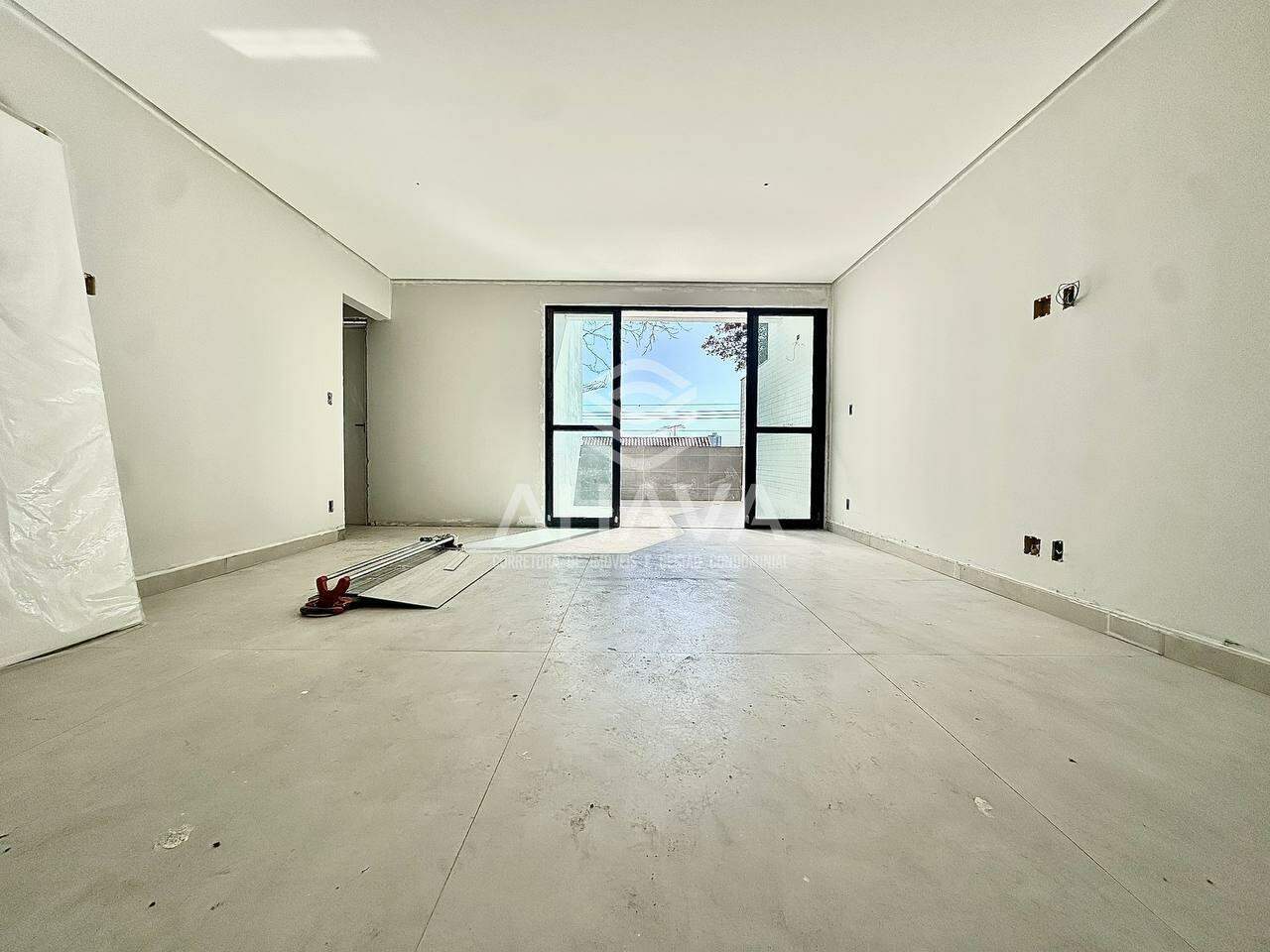 Apartamento à venda no Itapoã: 