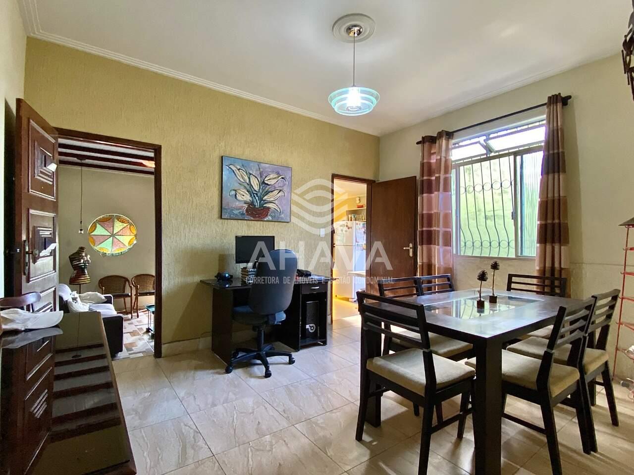 Casa geminada à venda no Planalto: 