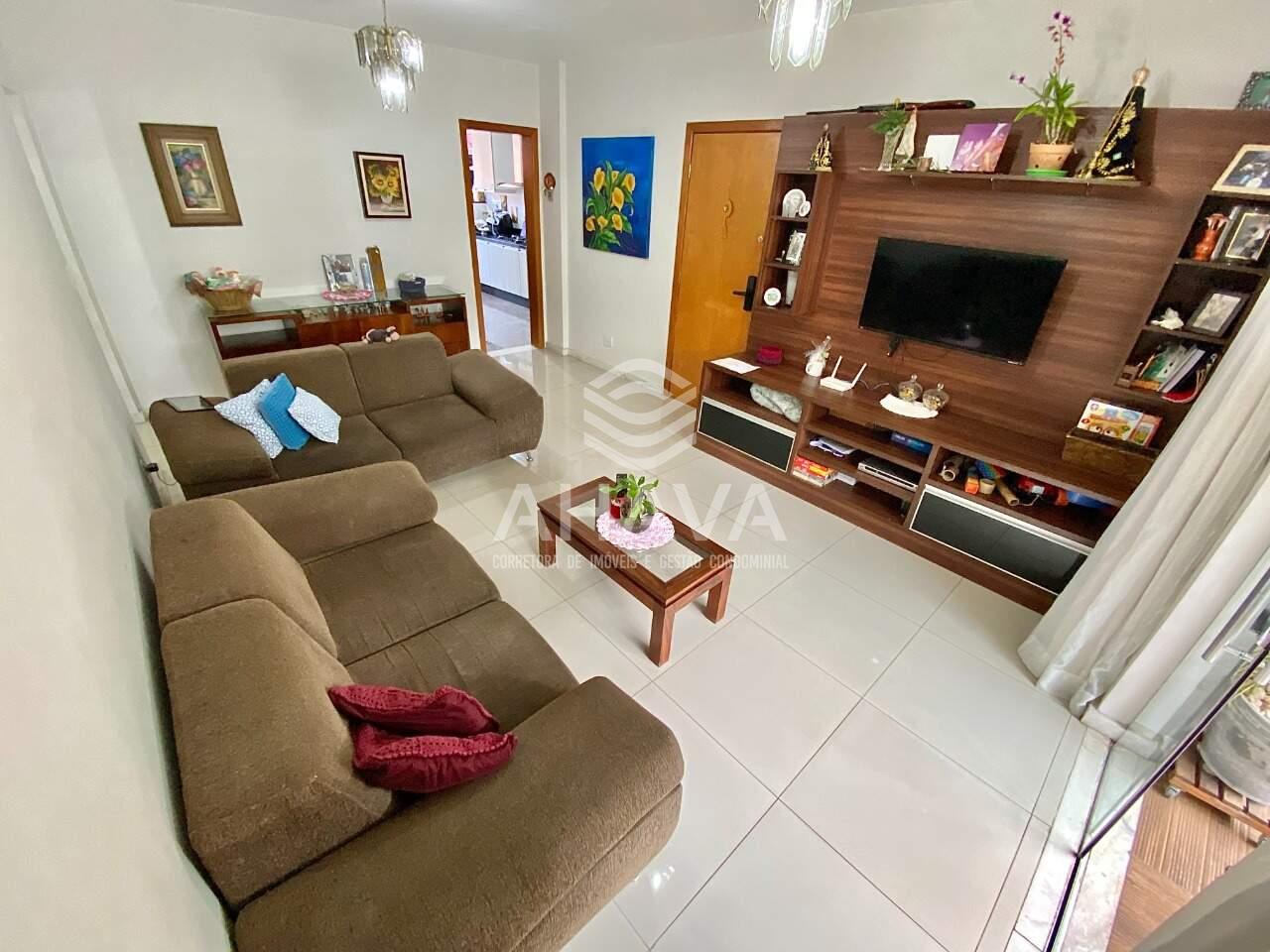 Apartamento com área privativa à venda no Itapoã: 