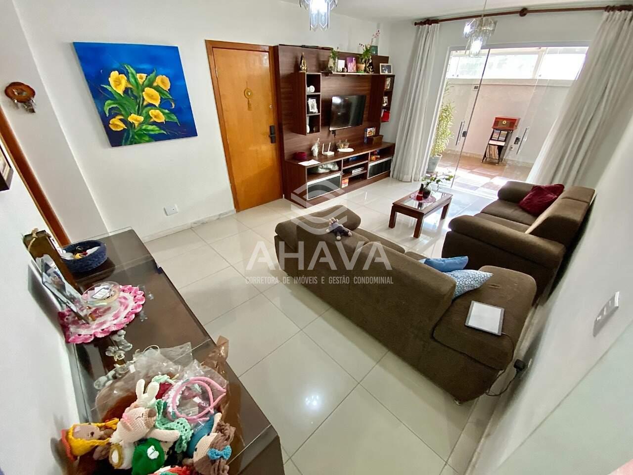 Apartamento com área privativa à venda no Itapoã: 