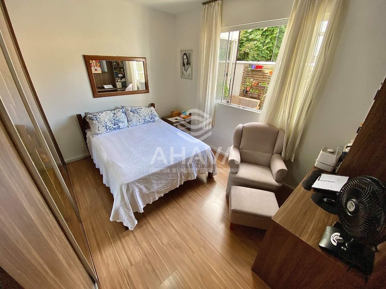 Apartamento com área privativa à venda no Itapoã: 