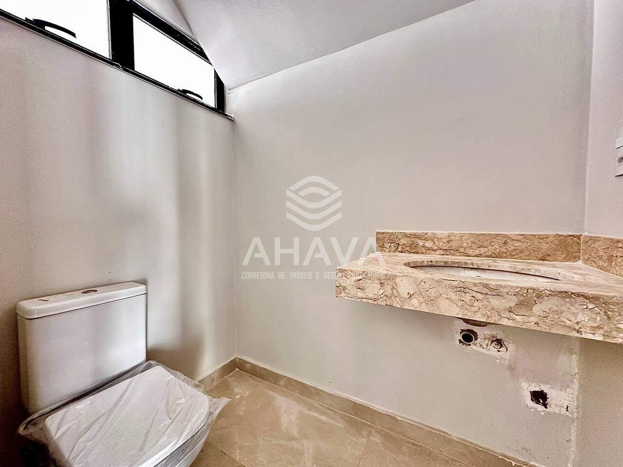 Casa em condomínio à venda no São Luiz: 