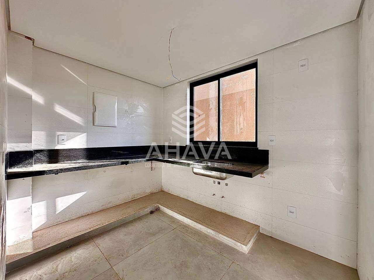 Casa em condomínio à venda no São Luiz: 