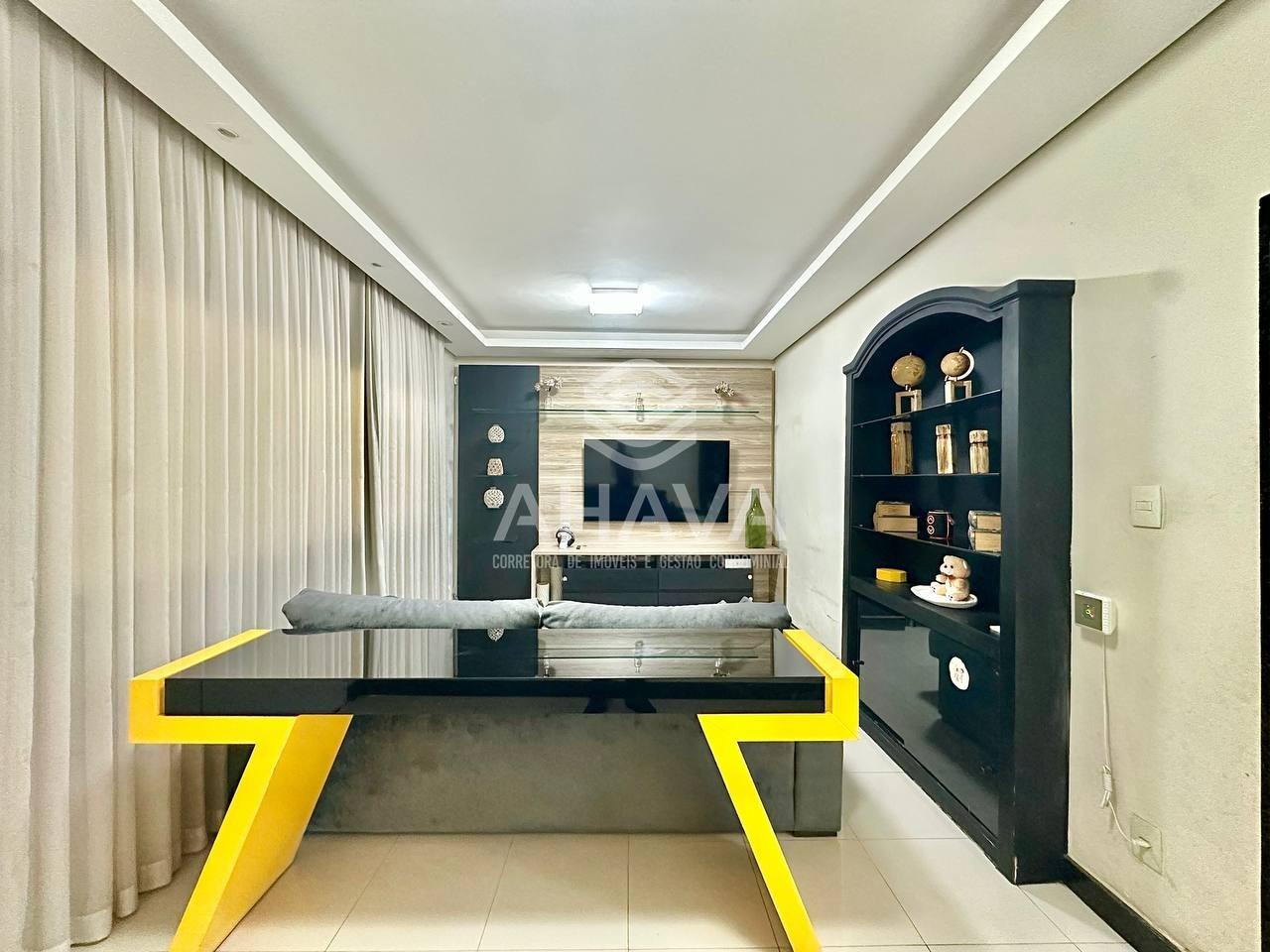 Casa à venda no Planalto: 