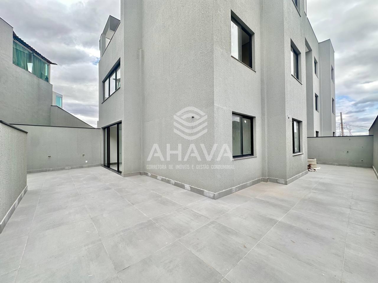 Apartamento com área privativa à venda no Santa Amélia: 