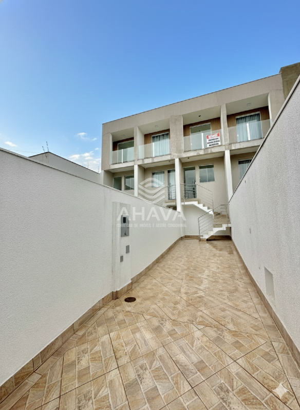 Casa geminada à venda no Santa Branca: 