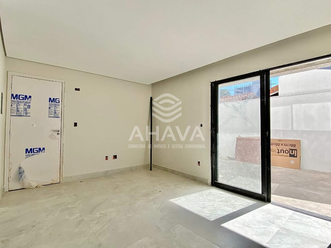 Apartamento com área privativa à venda no Itapoã: 