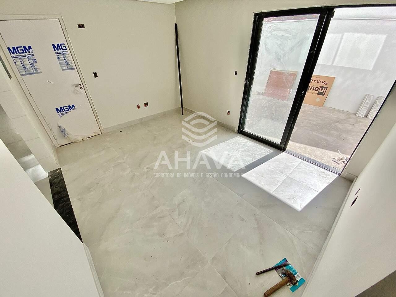 Apartamento com área privativa à venda no Itapoã: 