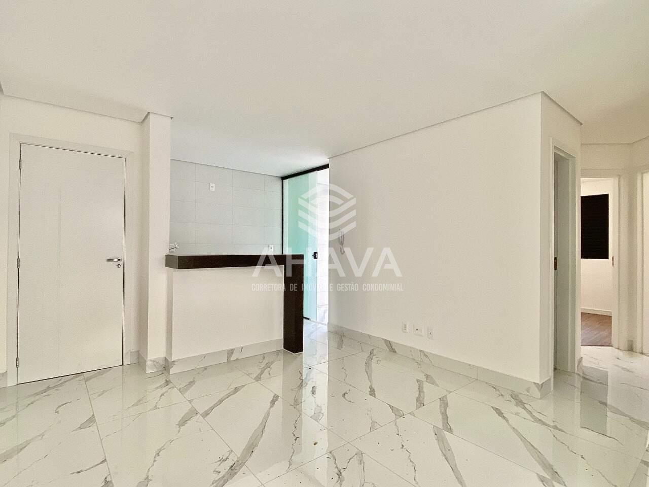 Apartamento com área privativa à venda no Itapoã: 