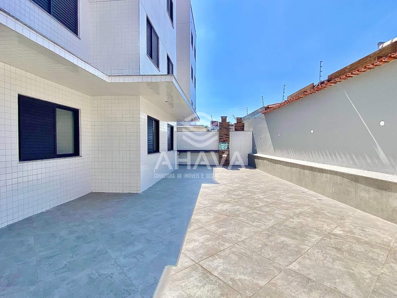 Apartamento com área privativa à venda no Itapoã: 