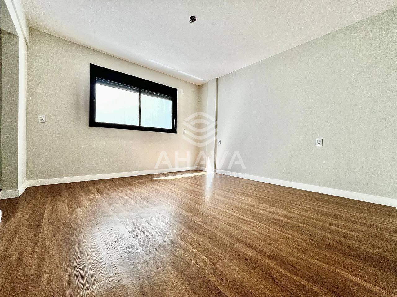 Apartamento com área privativa à venda no Liberdade: 