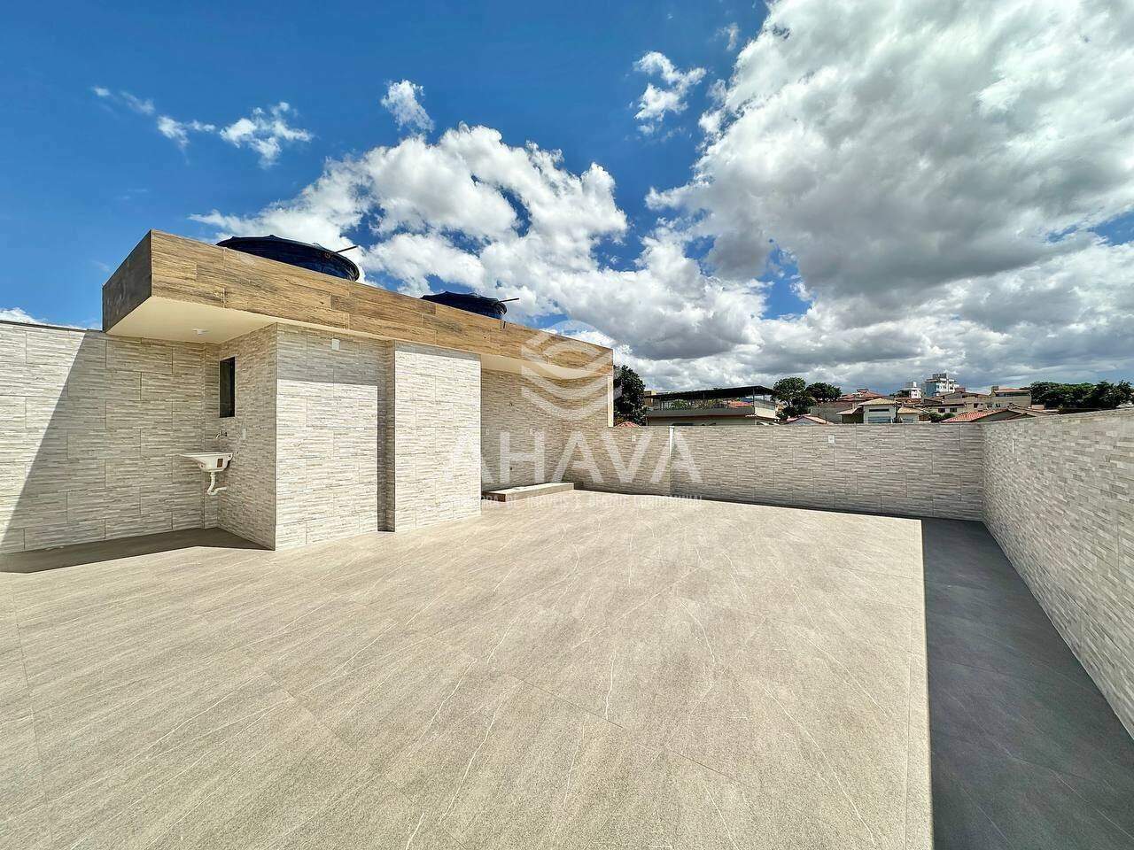 Cobertura à venda no Planalto: 