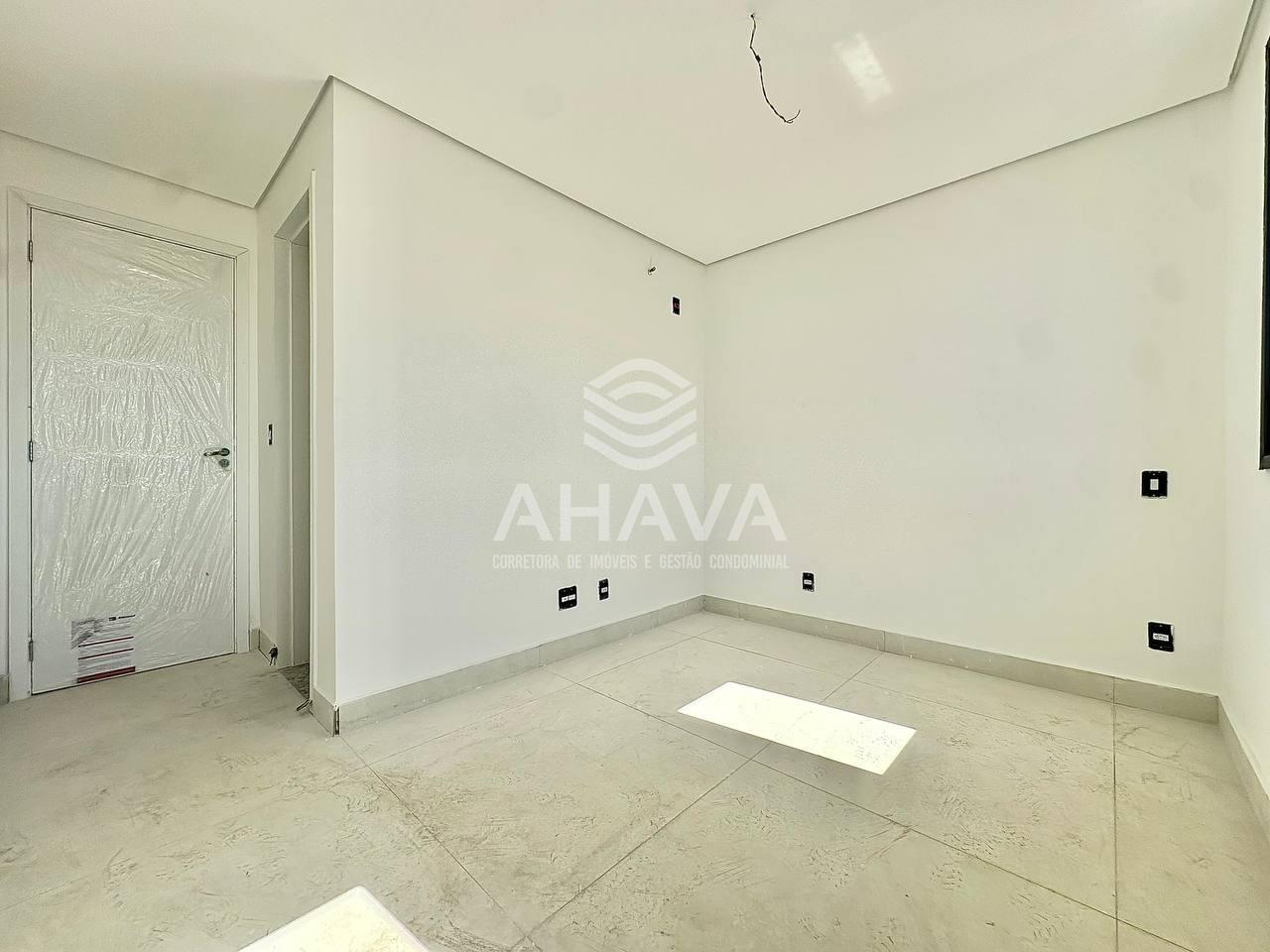 Cobertura à venda no Santa Mônica: 