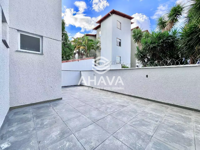 Apartamento com área privativa à venda no Santa Amélia: 