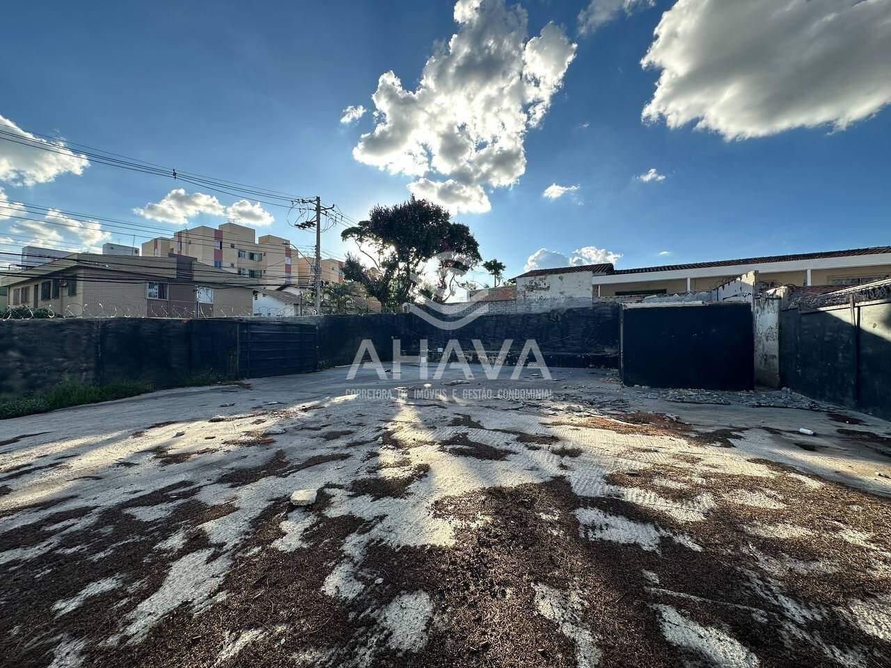 Lote para aluguel no Itapoã: 