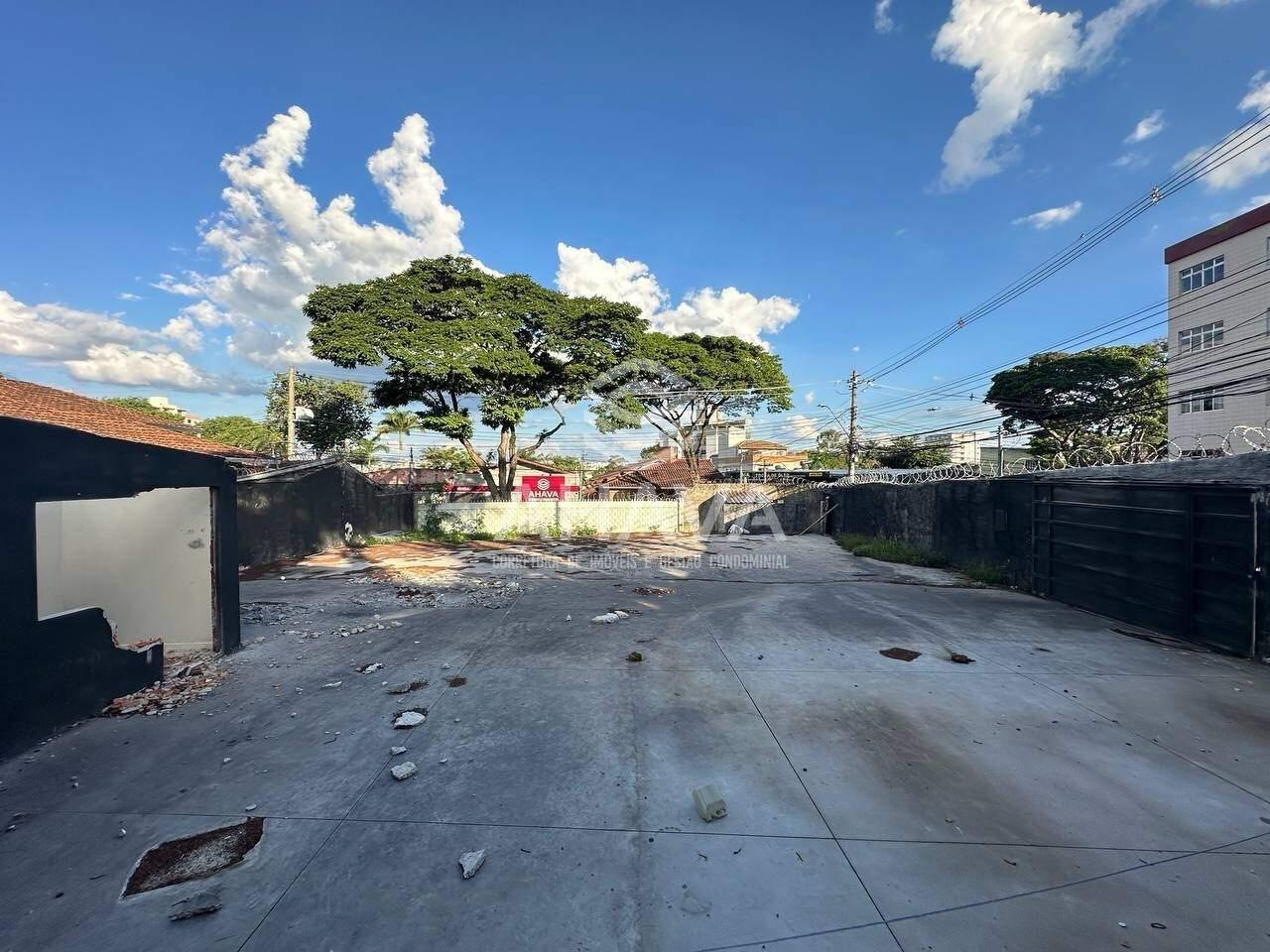 Lote para aluguel no Itapoã: 