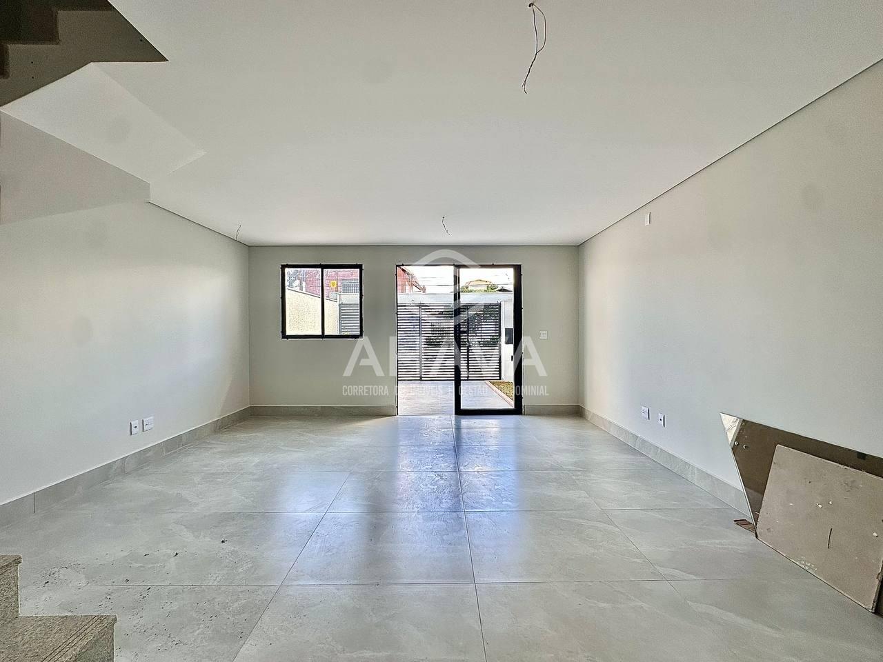 Casa geminada à venda no Itapoã: 