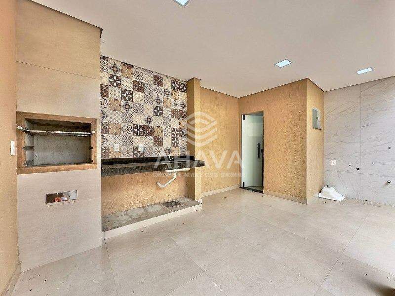 Casa geminada à venda no Piratininga: 