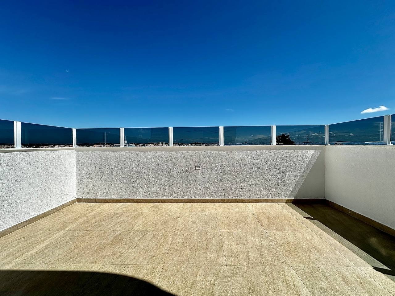 Cobertura à venda no Santa Mônica: 