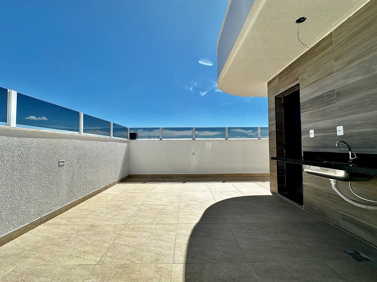 Cobertura à venda no Santa Mônica: 