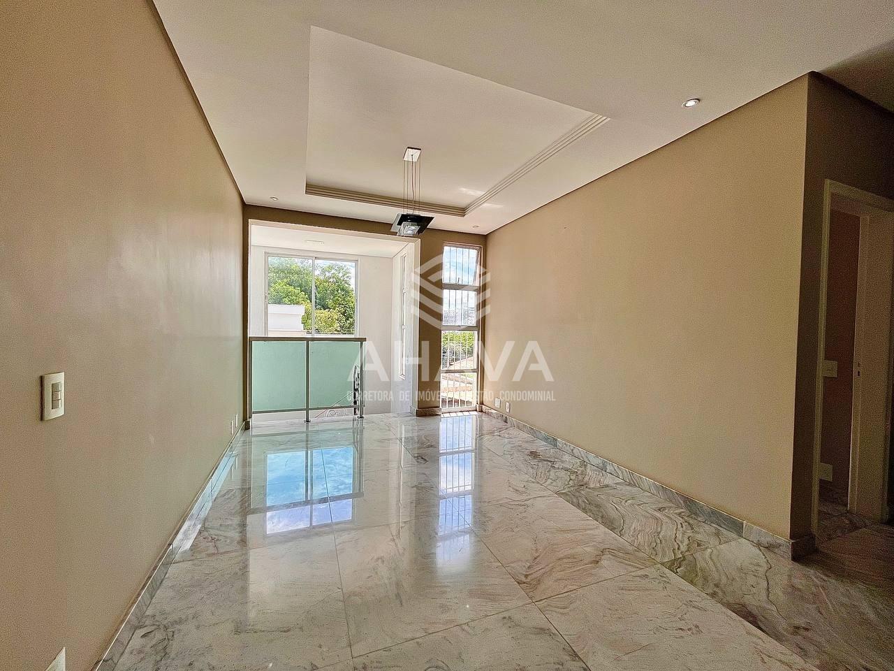 Casa à venda no Itapoã: 