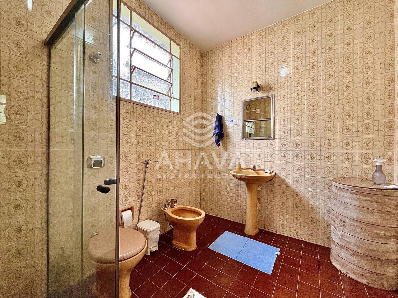 Casa geminada à venda no Planalto: 